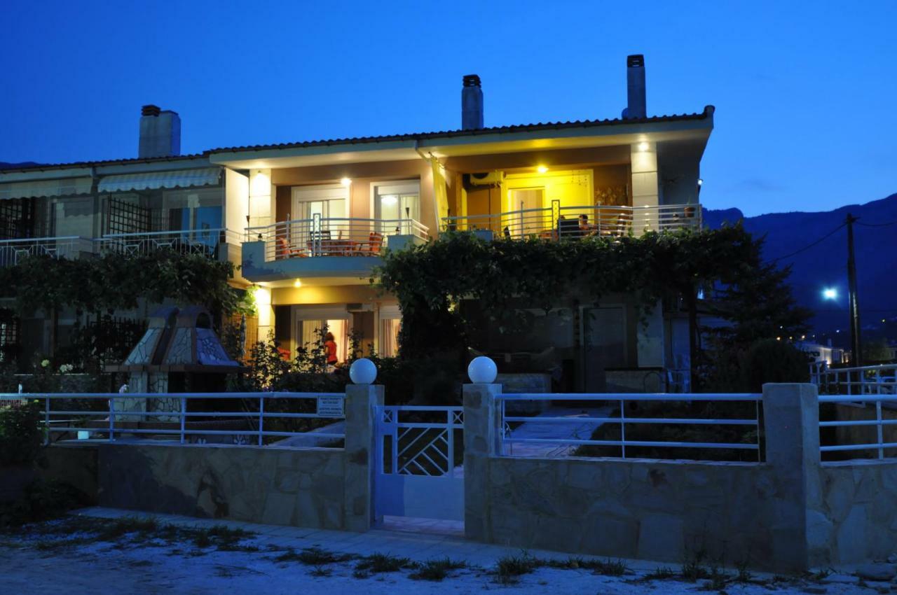 Studios Giannakis Chrysi Ammoudia ภายนอก รูปภาพ